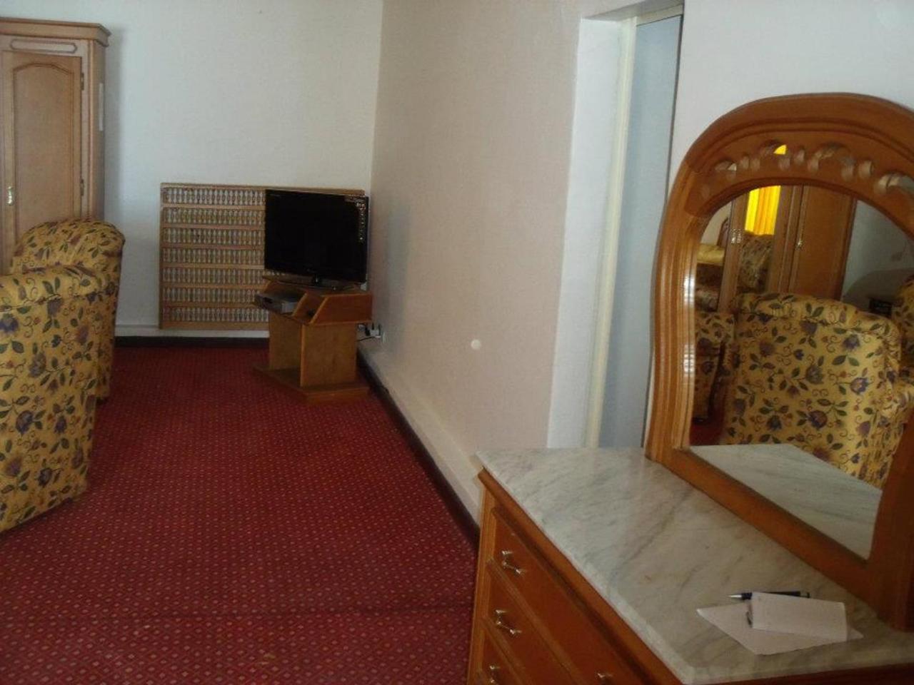 Hotel El Mountazah Annaba Exterior foto